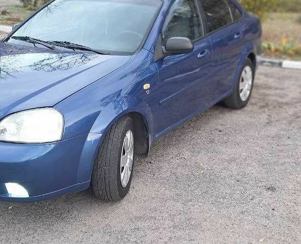 Синий Шевроле Лачетти, объемом двигателя 1.6 л и пробегом 225 тыс. км за 4400 $, фото 8 на Automoto.ua