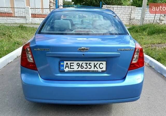 Синий Шевроле Лачетти, объемом двигателя 1.6 л и пробегом 246 тыс. км за 3700 $, фото 5 на Automoto.ua