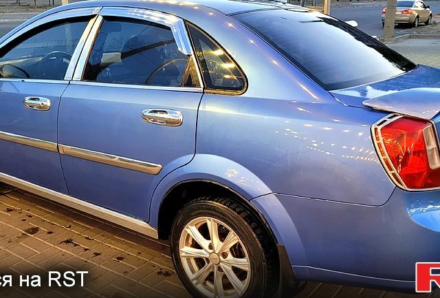 Синий Шевроле Лачетти, объемом двигателя 1.8 л и пробегом 382 тыс. км за 4000 $, фото 6 на Automoto.ua