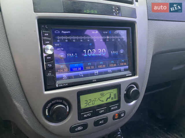 Синій Шевроле Лачетті, об'ємом двигуна 1.8 л та пробігом 200 тис. км за 3199 $, фото 9 на Automoto.ua