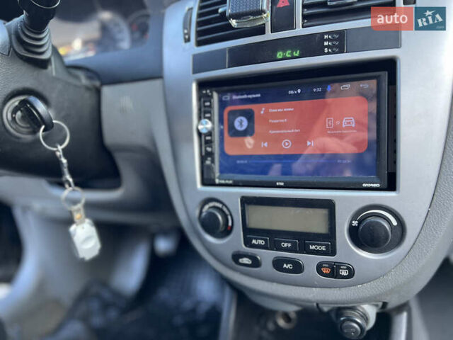 Синій Шевроле Лачетті, об'ємом двигуна 1.8 л та пробігом 330 тис. км за 2999 $, фото 16 на Automoto.ua