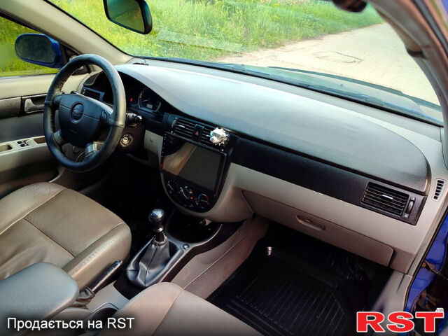 Синій Шевроле Лачетті, об'ємом двигуна 1.6 л та пробігом 200 тис. км за 3600 $, фото 4 на Automoto.ua