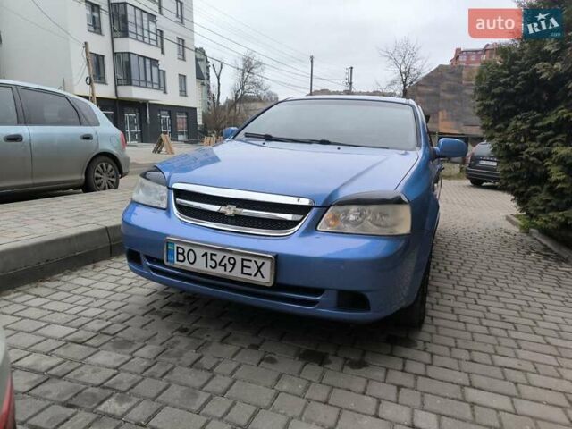 Синий Шевроле Лачетти, объемом двигателя 1.8 л и пробегом 177 тыс. км за 3500 $, фото 2 на Automoto.ua