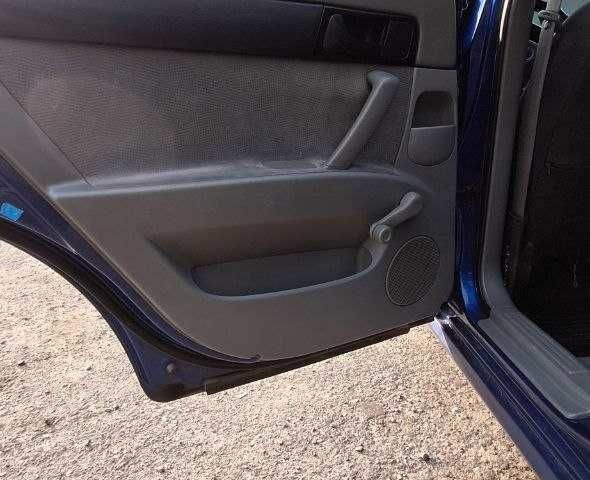 Синий Шевроле Лачетти, объемом двигателя 1.6 л и пробегом 225 тыс. км за 4400 $, фото 12 на Automoto.ua