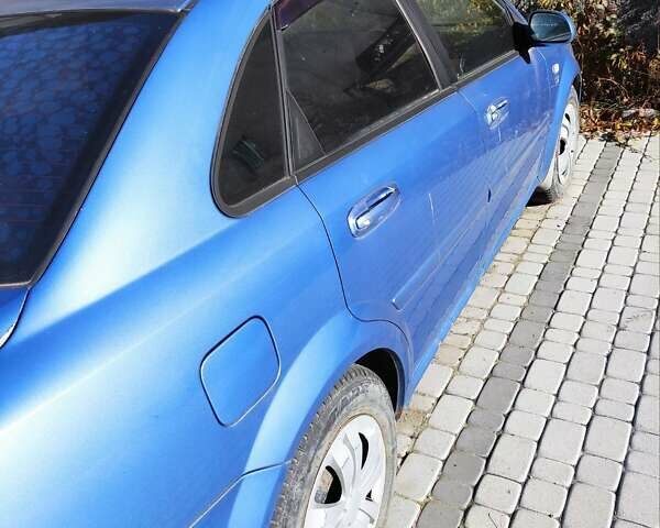 Синий Шевроле Лачетти, объемом двигателя 1.8 л и пробегом 148 тыс. км за 3000 $, фото 4 на Automoto.ua