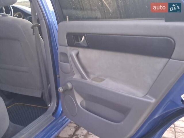 Синий Шевроле Лачетти, объемом двигателя 1.8 л и пробегом 148 тыс. км за 2999 $, фото 22 на Automoto.ua