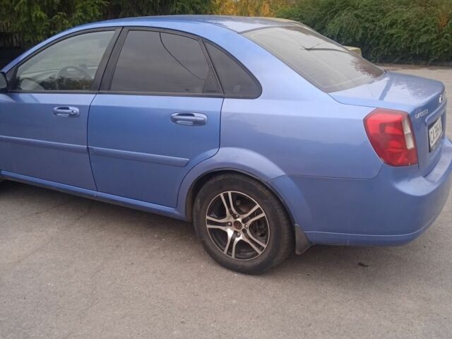 Синій Шевроле Лачетті, об'ємом двигуна 1.6 л та пробігом 345 тис. км за 2999 $, фото 3 на Automoto.ua