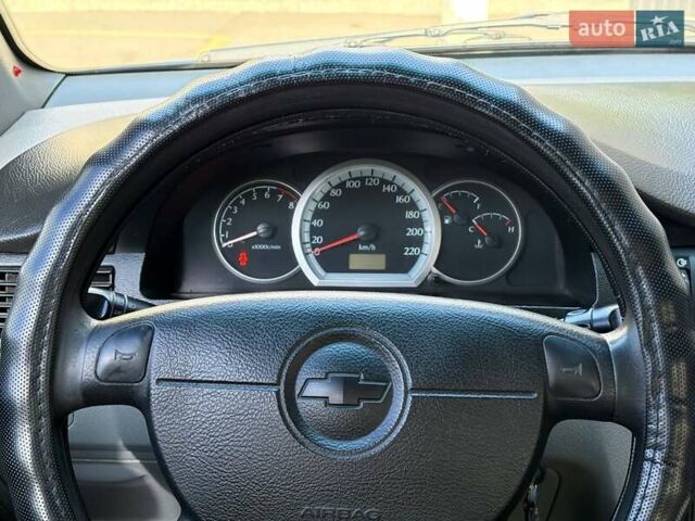 Синій Шевроле Лачетті, об'ємом двигуна 1.6 л та пробігом 230 тис. км за 4000 $, фото 12 на Automoto.ua