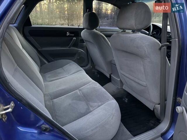 Синий Шевроле Лачетти, объемом двигателя 1.8 л и пробегом 187 тыс. км за 4000 $, фото 15 на Automoto.ua