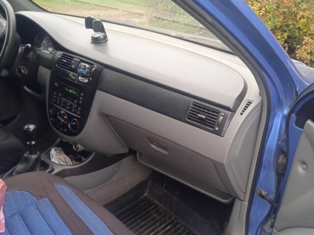 Синій Шевроле Лачетті, об'ємом двигуна 1.6 л та пробігом 345 тис. км за 2999 $, фото 11 на Automoto.ua