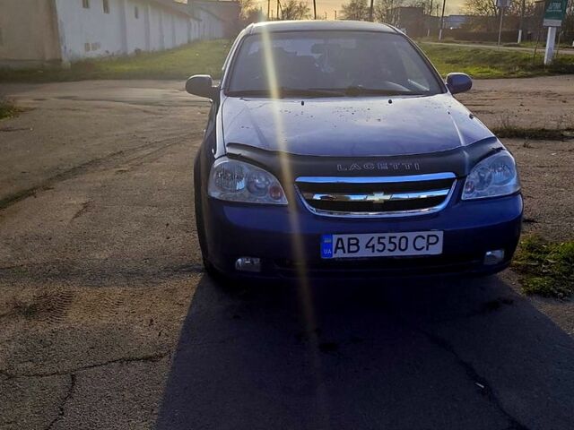 Синий Шевроле Лачетти, объемом двигателя 1.8 л и пробегом 200 тыс. км за 4600 $, фото 2 на Automoto.ua