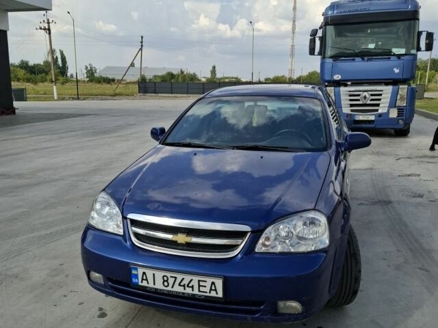 Синий Шевроле Лачетти, объемом двигателя 1.8 л и пробегом 275 тыс. км за 3550 $, фото 1 на Automoto.ua