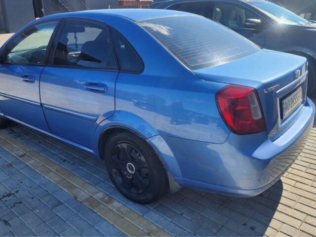 Синий Шевроле Лачетти, объемом двигателя 1.8 л и пробегом 285 тыс. км за 3000 $, фото 3 на Automoto.ua