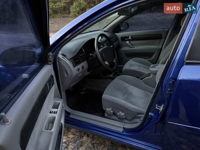 Синий Шевроле Лачетти, объемом двигателя 1.8 л и пробегом 187 тыс. км за 4000 $, фото 10 на Automoto.ua