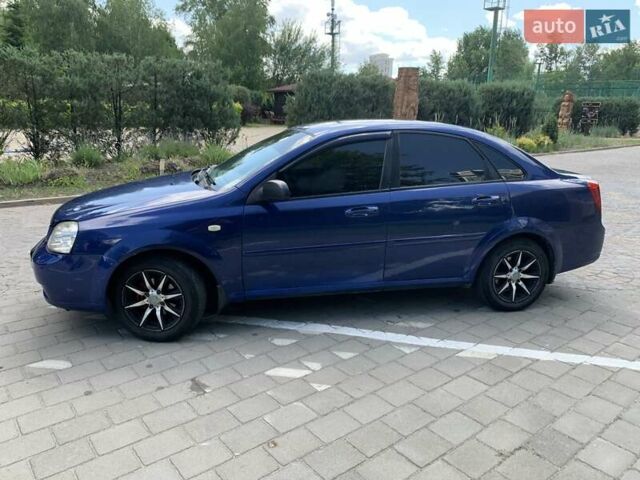 Синий Шевроле Лачетти, объемом двигателя 1.6 л и пробегом 223 тыс. км за 4100 $, фото 5 на Automoto.ua