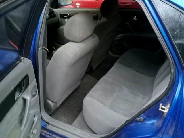 Синий Шевроле Лачетти, объемом двигателя 1.8 л и пробегом 252 тыс. км за 2800 $, фото 4 на Automoto.ua