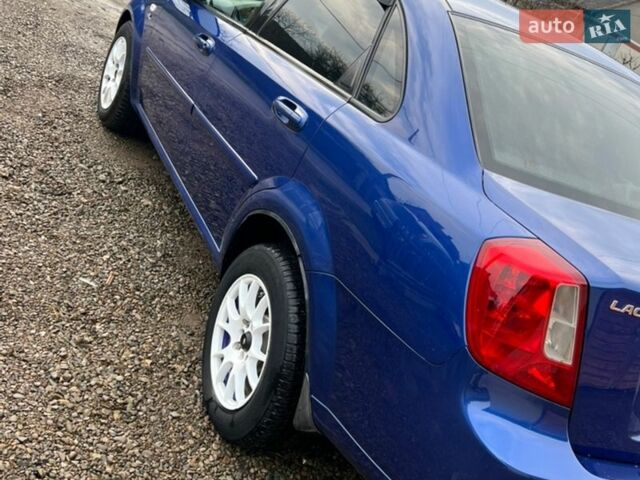 Синій Шевроле Лачетті, об'ємом двигуна 1.8 л та пробігом 259 тис. км за 3499 $, фото 5 на Automoto.ua