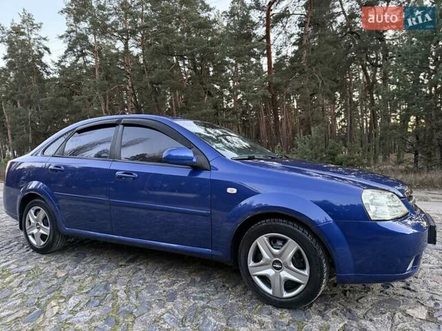 Синий Шевроле Лачетти, объемом двигателя 1.8 л и пробегом 187 тыс. км за 4000 $, фото 1 на Automoto.ua