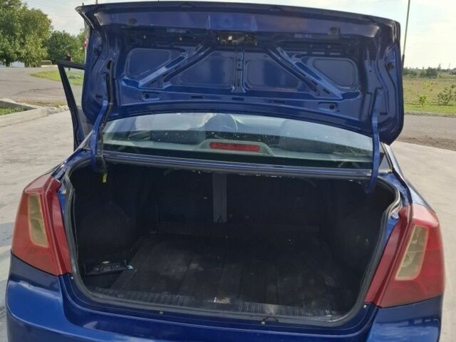 Синий Шевроле Лачетти, объемом двигателя 1.8 л и пробегом 275 тыс. км за 3550 $, фото 8 на Automoto.ua