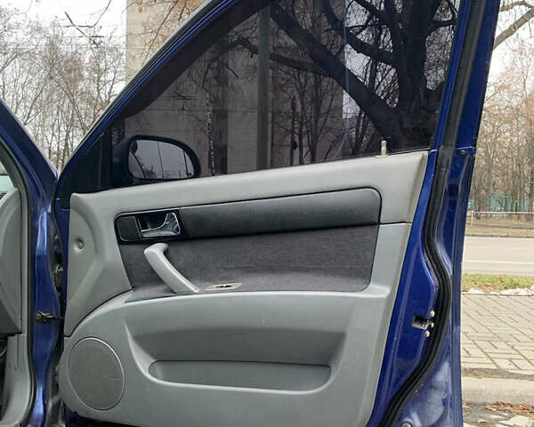 Синий Шевроле Лачетти, объемом двигателя 1.8 л и пробегом 318 тыс. км за 4000 $, фото 13 на Automoto.ua