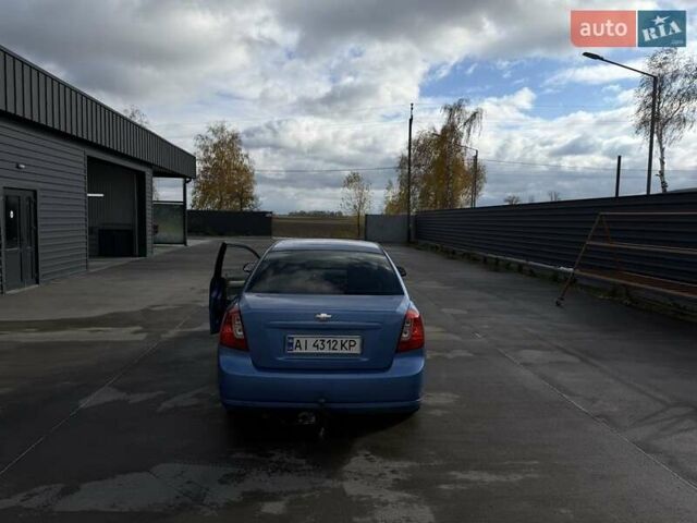 Синий Шевроле Лачетти, объемом двигателя 1.8 л и пробегом 333 тыс. км за 3700 $, фото 6 на Automoto.ua