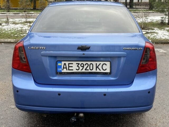 Синий Шевроле Лачетти, объемом двигателя 1.8 л и пробегом 270 тыс. км за 4500 $, фото 4 на Automoto.ua