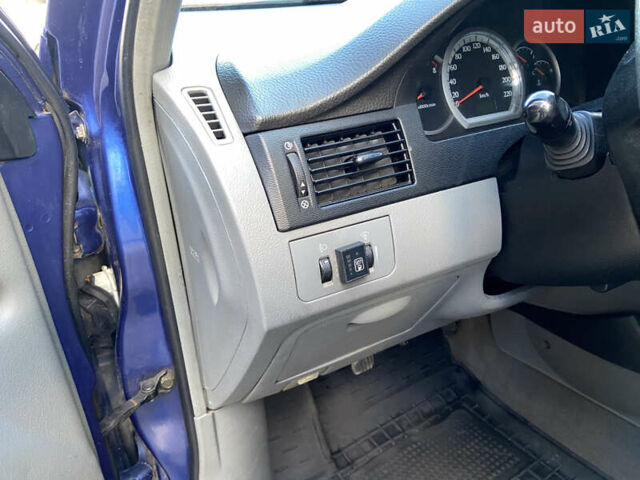 Синій Шевроле Лачетті, об'ємом двигуна 1.6 л та пробігом 278 тис. км за 3500 $, фото 28 на Automoto.ua