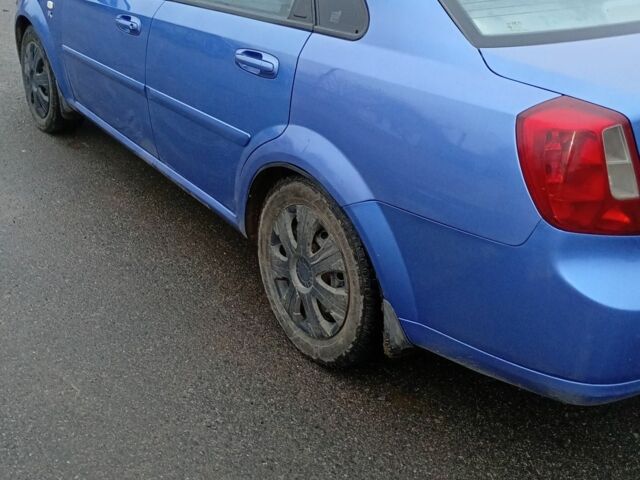 Синий Шевроле Лачетти, объемом двигателя 1 л и пробегом 170 тыс. км за 4000 $, фото 8 на Automoto.ua