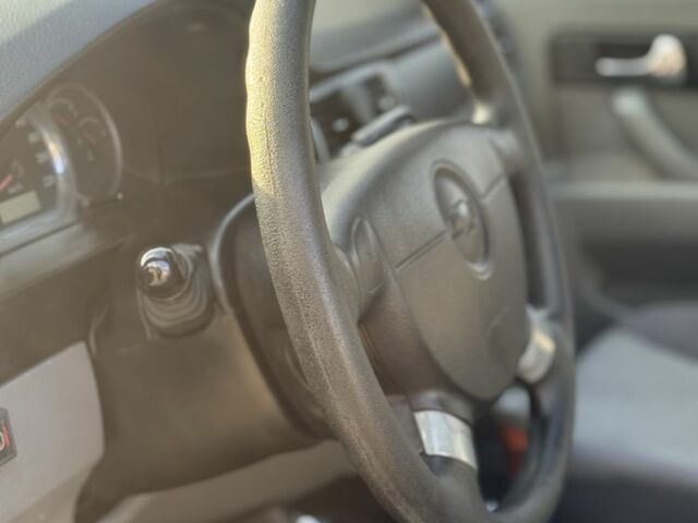 Синій Шевроле Лачетті, об'ємом двигуна 1.8 л та пробігом 178 тис. км за 4500 $, фото 13 на Automoto.ua