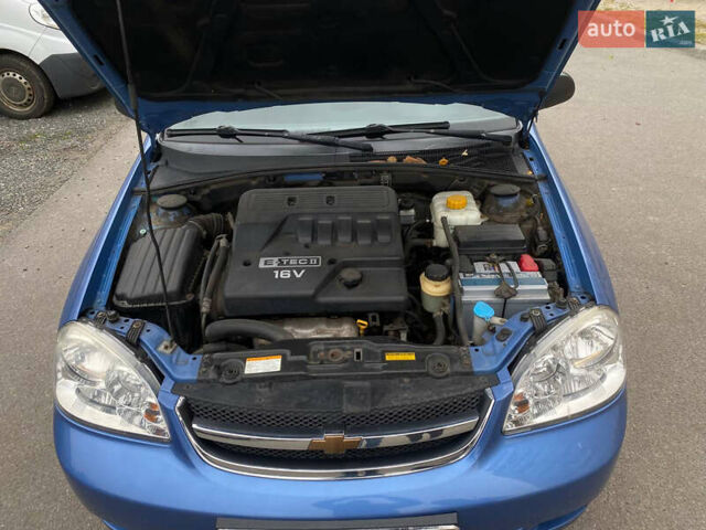 Синий Шевроле Лачетти, объемом двигателя 1.6 л и пробегом 170 тыс. км за 4650 $, фото 34 на Automoto.ua