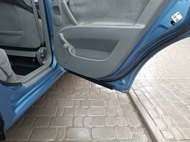 Синий Шевроле Лачетти, объемом двигателя 1.6 л и пробегом 200 тыс. км за 4600 $, фото 10 на Automoto.ua