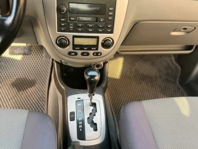 Синий Шевроле Лачетти, объемом двигателя 1.8 л и пробегом 81 тыс. км за 6300 $, фото 3 на Automoto.ua