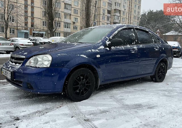 Синий Шевроле Лачетти, объемом двигателя 1.6 л и пробегом 270 тыс. км за 2250 $, фото 3 на Automoto.ua