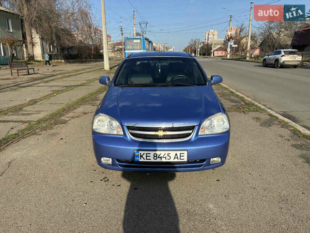 Синий Шевроле Лачетти, объемом двигателя 1.8 л и пробегом 340 тыс. км за 4200 $, фото 1 на Automoto.ua