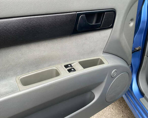 Синий Шевроле Лачетти, объемом двигателя 1.6 л и пробегом 170 тыс. км за 4650 $, фото 13 на Automoto.ua