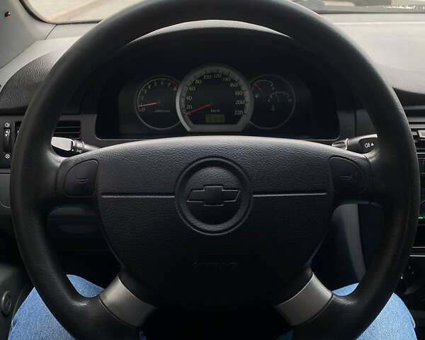 Синий Шевроле Лачетти, объемом двигателя 1.6 л и пробегом 170 тыс. км за 4650 $, фото 21 на Automoto.ua