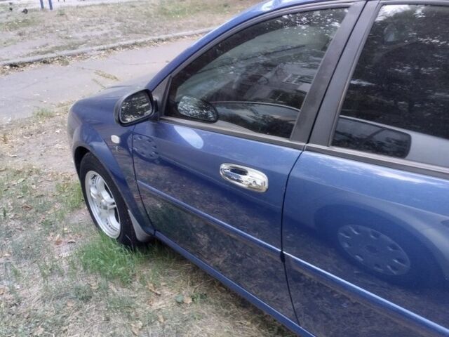 Синій Шевроле Лачетті, об'ємом двигуна 1.6 л та пробігом 198 тис. км за 4200 $, фото 5 на Automoto.ua