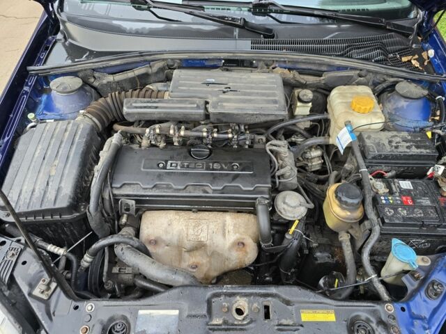 Синий Шевроле Лачетти, объемом двигателя 1.8 л и пробегом 270 тыс. км за 3700 $, фото 23 на Automoto.ua