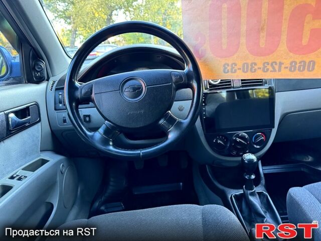 Синій Шевроле Лачетті, об'ємом двигуна 1.8 л та пробігом 226 тис. км за 4250 $, фото 6 на Automoto.ua