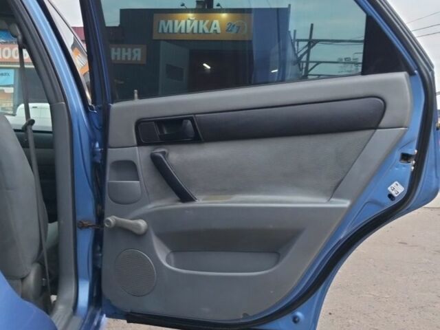 Синий Шевроле Лачетти, объемом двигателя 1.6 л и пробегом 169 тыс. км за 2900 $, фото 6 на Automoto.ua