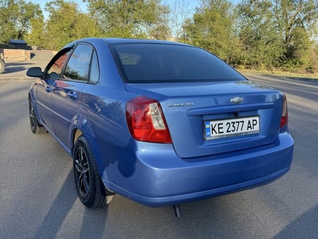 Синий Шевроле Лачетти, объемом двигателя 1.8 л и пробегом 224 тыс. км за 4100 $, фото 4 на Automoto.ua