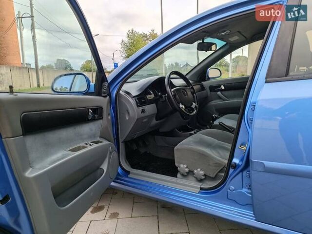 Синий Шевроле Лачетти, объемом двигателя 1.8 л и пробегом 232 тыс. км за 3800 $, фото 8 на Automoto.ua