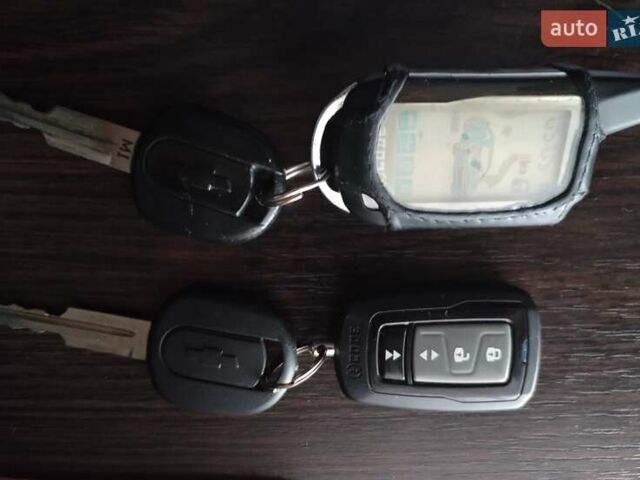 Синий Шевроле Лачетти, объемом двигателя 1.6 л и пробегом 223 тыс. км за 3800 $, фото 18 на Automoto.ua