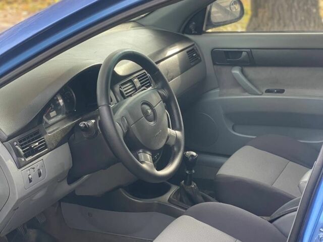 Синий Шевроле Лачетти, объемом двигателя 0 л и пробегом 165 тыс. км за 4300 $, фото 7 на Automoto.ua