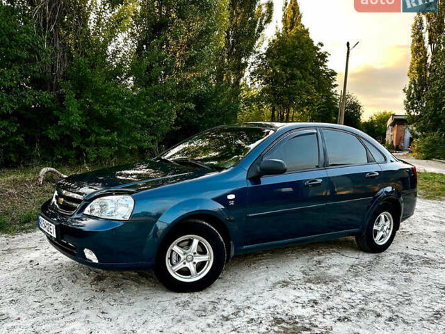 Синий Шевроле Лачетти, объемом двигателя 1.6 л и пробегом 290 тыс. км за 5000 $, фото 5 на Automoto.ua