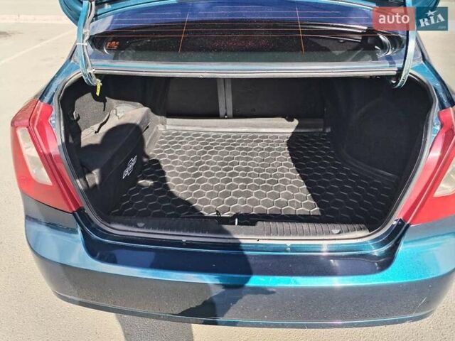 Синий Шевроле Лачетти, объемом двигателя 1.6 л и пробегом 223 тыс. км за 3800 $, фото 2 на Automoto.ua