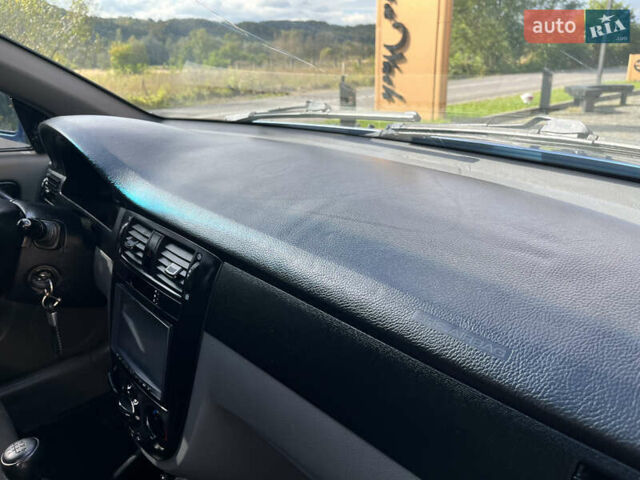 Шевроле Лачетти 2007 в Тячеве на Automoto.ua Синий Шевроле Лачетти, объемом двигателя 1.8 л и пробегом 228 тыс. км за 3500 $, фото 28 на Automoto.ua