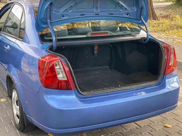 Синий Шевроле Лачетти, объемом двигателя 0 л и пробегом 165 тыс. км за 4300 $, фото 6 на Automoto.ua