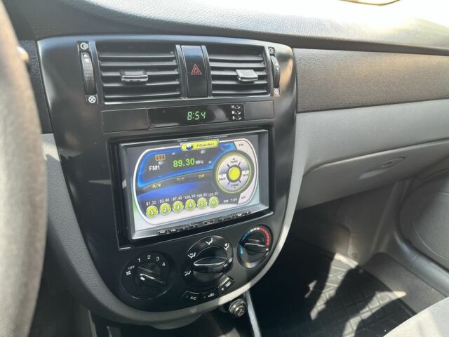 Синий Шевроле Лачетти, объемом двигателя 1.8 л и пробегом 228 тыс. км за 3500 $, фото 3 на Automoto.ua