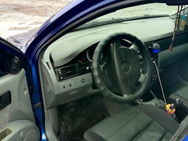 Синій Шевроле Лачетті, об'ємом двигуна 1.8 л та пробігом 290 тис. км за 4200 $, фото 3 на Automoto.ua